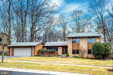 2616 Oakenshield Dr, Potomac, MD 20854 - photo 3