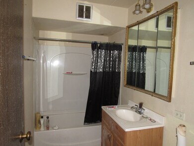 17009 Albany Ave unit T-B, Hazel Crest, IL 60429 - photo 4