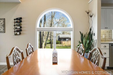 26-web-or-mls-660-crestview-st