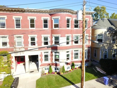 177 Winthrop Rd unit 2, Brookline, MA 02445 - photo 6