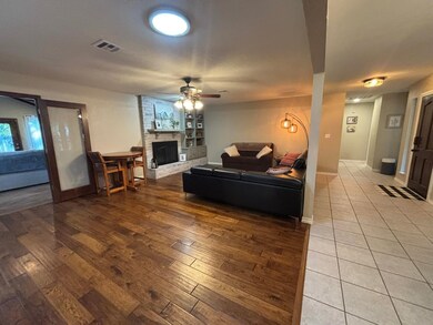 1019 Quail Creek Dr, Enid, OK 73703 - photo 3