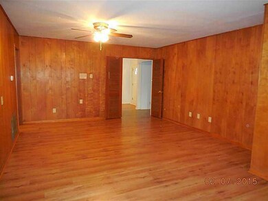 Dining Room. /Living Room