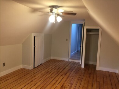 22 Rhode Island Ave unit 3, Newport, RI 02840 - photo 4