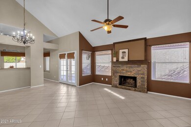 1812 E Secretariat Dr, Tempe, AZ 85284 - photo 5