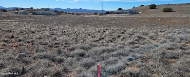 25682 Saint Joseph Rd, Paulden, AZ 86334 - photo 4