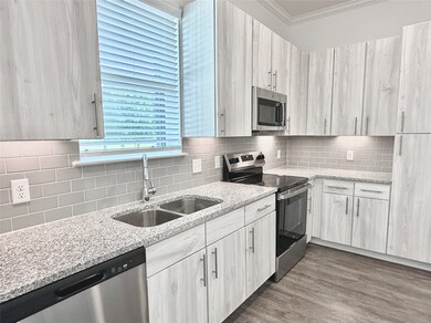 Under cabinet lighting and soft-close drawers