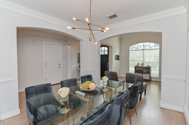 8422 N Hilshire Park Dr, Houston, TX 77055 - photo 3