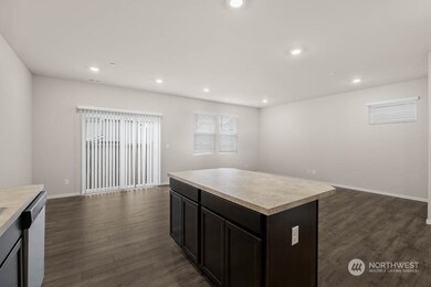 18778 Lipoma Place E unit 998, Puyallup, WA 98374 - photo 4