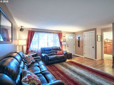 756 NE 16th Ave, Canby, OR 97013 - photo 6