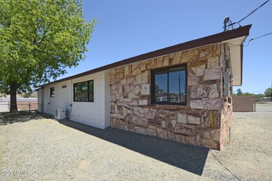 12996 E Central Ave, Mayer, AZ 86333 - photo 5