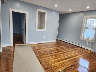 39 Chaplin St, Pawtucket, RI 02861 - photo 7