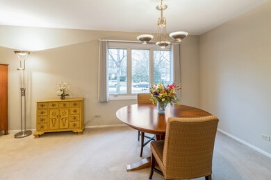 633 E 8th Ave, Naperville, IL 60563 - photo 5