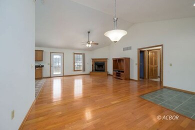 1030 Georges Creek Rd, Gallipolis, OH 45631 - photo 7