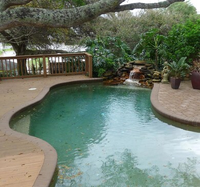 4380 Viewcrest Dr, Merritt Island, FL 32952 - photo 4