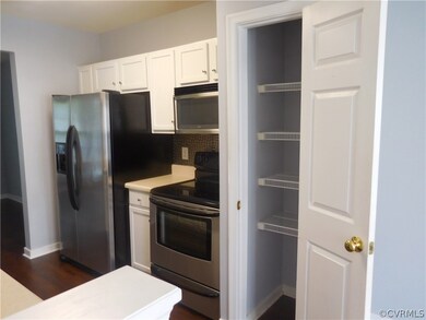 Kitchen pantry