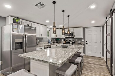 1021 E Silver St, Tucson, AZ 85719 - photo 7