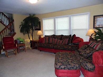 1037 Brookshire Dr, Franklin, IN 46131 - photo 4