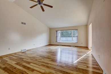 140 Ames St, Oregon, WI 53575 - photo 5