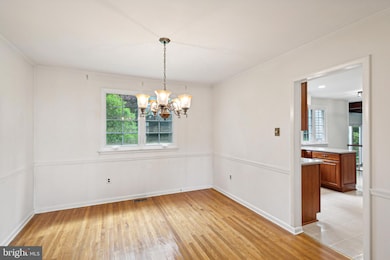 721 Liberty Rd, Mount Laurel, NJ 08054 - photo 5