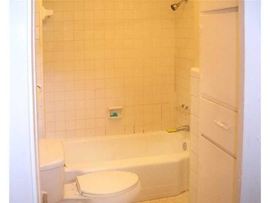 2222 Constance St unit LOWER, New Orleans, LA 70130 - photo 6