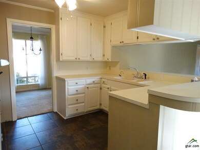 1707 Yosemite Dr, Tyler, TX 75703 - photo 6