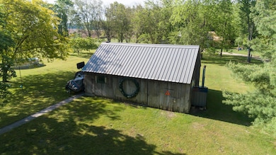 17223 Fawn River Rd-25