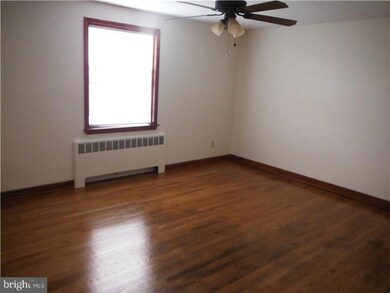 3813 Schuylkill Rd, Spring City, PA 19475 - photo 5