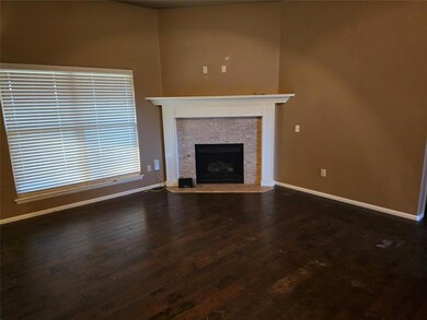 10633 SW 34th Terrace, Yukon, OK 73099 - photo 4