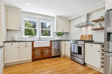 523 Main St, Cotuit, MA 02635 - photo 5