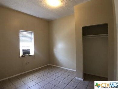 1410 Marlton St unit 3, San Marcos, TX 78666 - photo 5