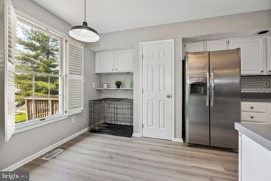 5555 Foxhall Ct, Frederick, MD 21703 - photo 7