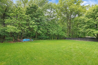 572 Sycamore Dr, Pickerington