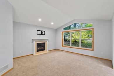 2099 Albemarle Ct N, Saint Paul, MN 55113 - photo 7