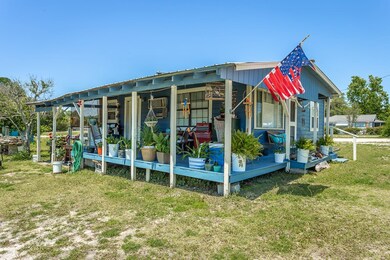 207 9th St W, Carrabelle, FL 32322 - photo 2