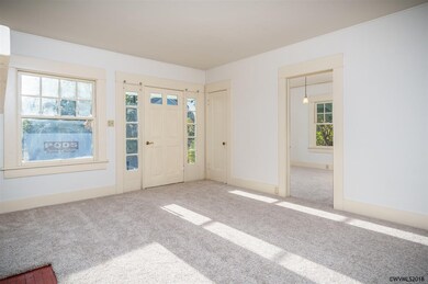 717 Calapooia St SW, Albany, OR 97321 - photo 6