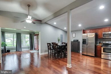 3835 Elmcroft Rd, Randallstown, MD 21133 - photo 2