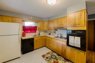 14 Birmingham Rd, Worcester, MA 01606 - photo 7