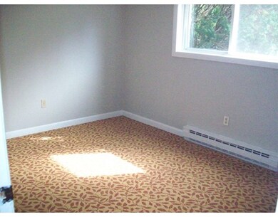 98 Pemberton St unit 20, Dracut, MA 01826 - photo 5