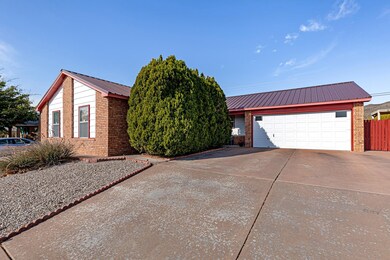 2351 Nevada Dr, Alamogordo, NM 88310 - photo 3