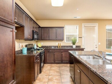 7451 E Ramona Way, Fresno, CA 93737 - photo 5