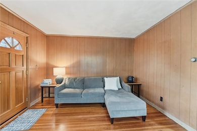 2 Wilson St, Bristol, RI 02809 - photo 6