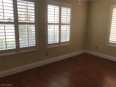 9452 Navy Blue Ct, Las Vegas, NV 89117 - photo 4