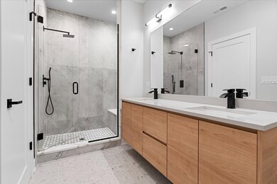 3653 W Barry Ave unit 4E, Chicago, IL 60618 - photo 7