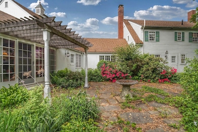 98 Elm St, Newport, NH 03773 - photo 5