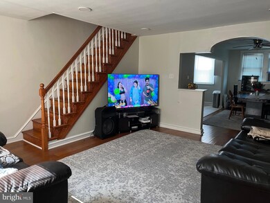 4233 Chippendale St, Philadelphia, PA 19136 - photo 4