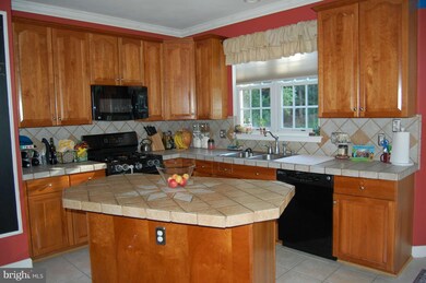 9351 Worthington Dr, Bristow, VA 20136 - photo 7