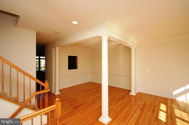 25872 Commons Square, Chantilly, VA 20152 - photo 7