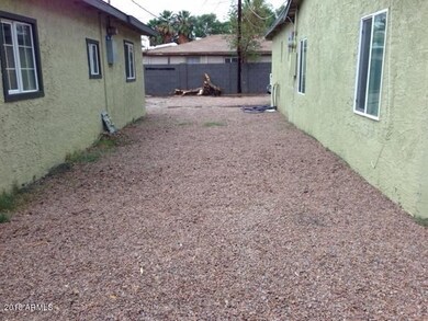 BETWEEN HOUSE