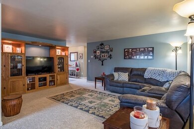 544 Kings Ct, Central Point, OR 97502 - photo 5