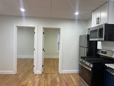 11 Henchman St unit 3F, Boston, MA 02113 - photo 3